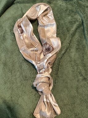Neutral Floral Satin Scarf in Beige
